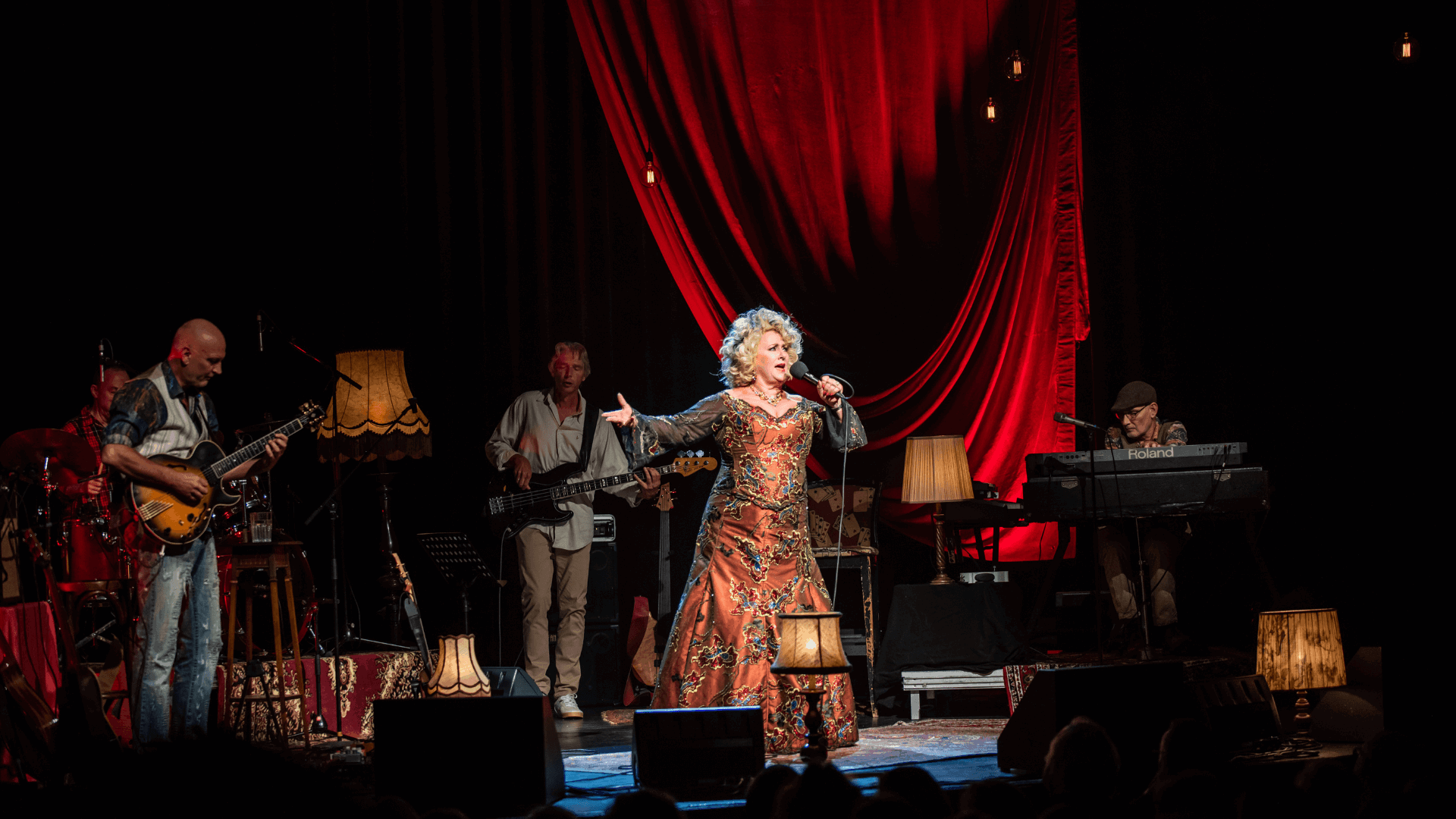 Karin Bloemen & Old School Band